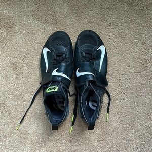 Women’s size 6.5 pole vault spikes